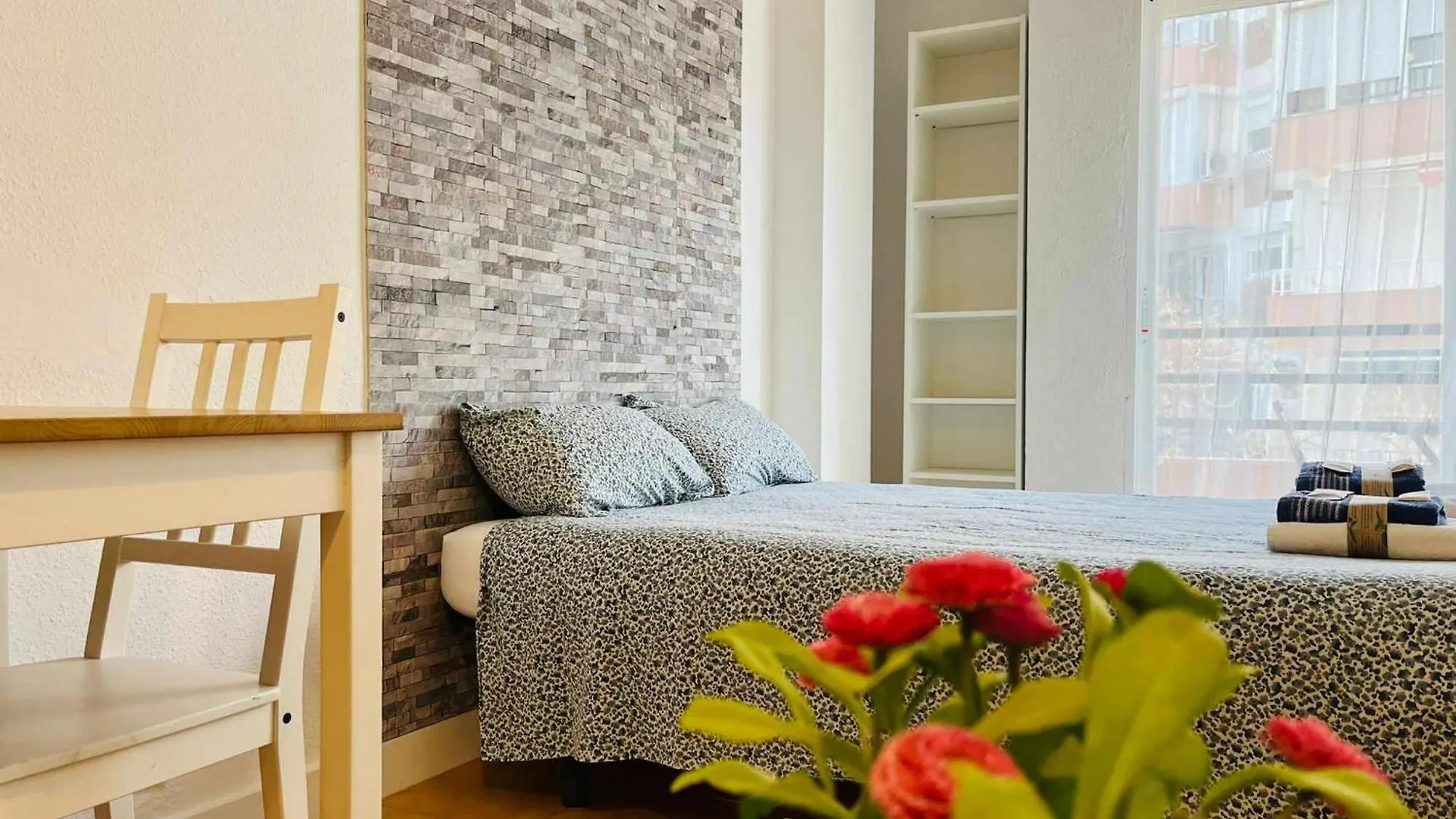 Neptuno Trip Torremolinos Apartman