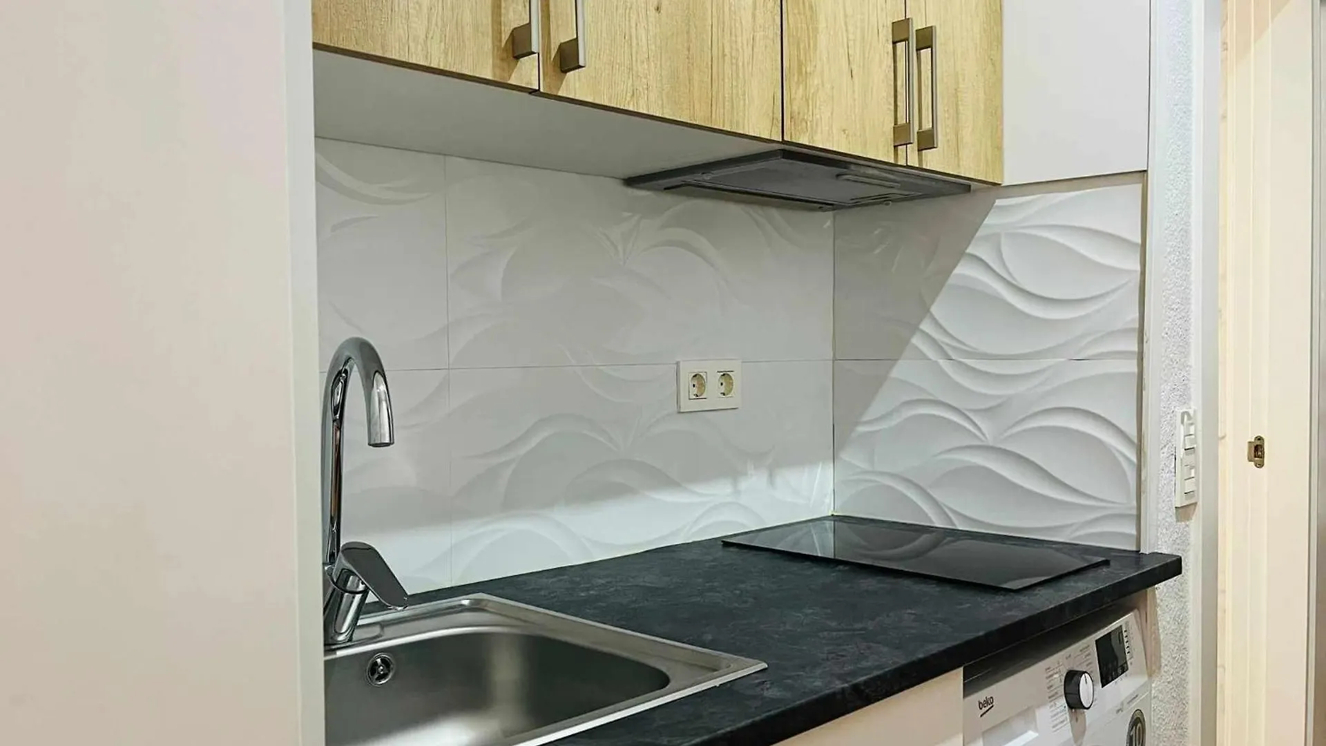 Neptuno Trip Torremolinos Apartman